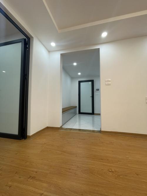 Biệt thự Kiều Đàm Quận 7, giá chỉ 17 tỷ, nội thất đầy đủ, khu vực VIP.
